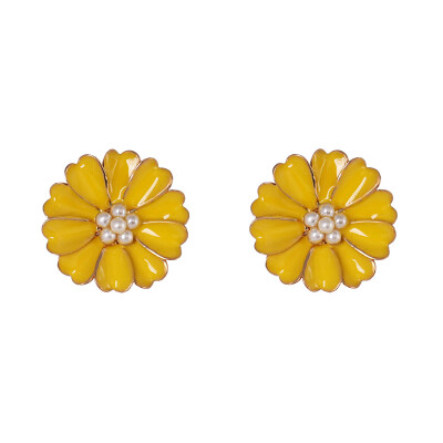 

New Korean Fashion Charm yellow white Flower Earrings For Girls Women Elegant Party Statement Brincos Bijoux Gift