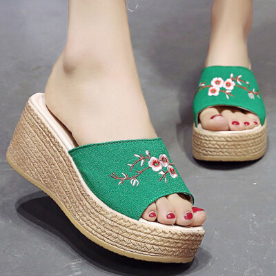 

Rose Women Summer Retro Ethnic Wind Embroidery Flowers Wedge Slippers Beach Shoes