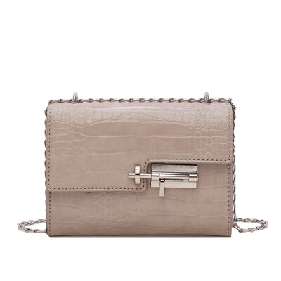 

Fashion new multi-layer small square bag female 2019 Korean version of the simple temperament chain shoulder bag tide wild diagonal female bag