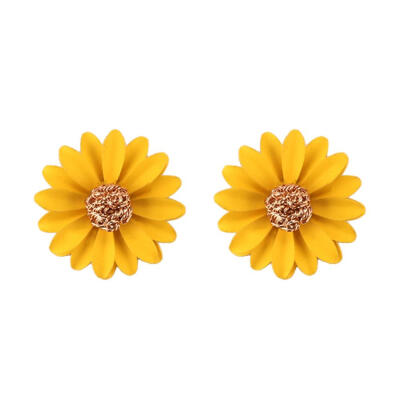 

EK588 Korean Style Cute Small Daisy Flower Stud Earrings For Women 2019 New Fashion Sweet Earrings Brincos Wholesale Jewelry