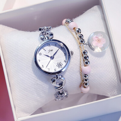 

Korean Version of Simple Hand Chain for Female Watch Students