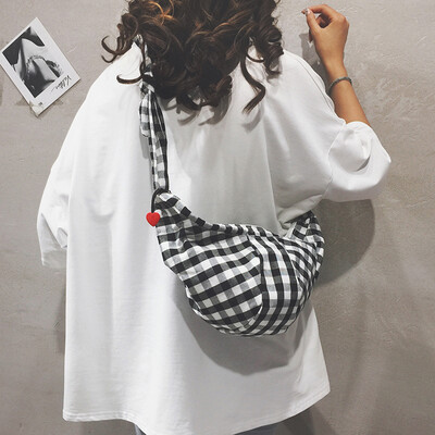 

Plaid bag female 2019 new wave Korean version of the wild Sen girl bag Harajuku student canvas shoulder Messenger bag