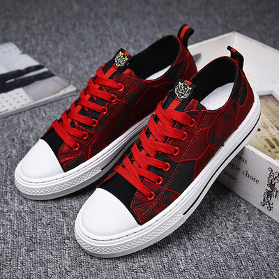 

Summer shoes mens casual canvas tide shoes net red shoes wild breathable youth shoes Korean version of the trend of mens shoes