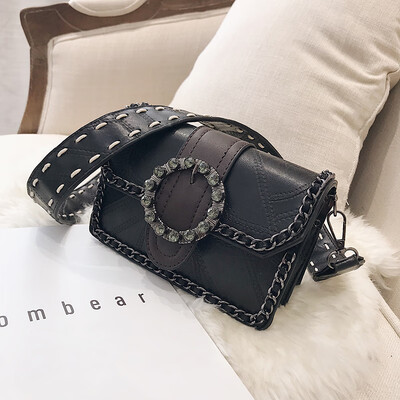 

Hong Kong style bag woman 2019 new fashion Korean version fashion broadband chic retro small square bag 100 shoulder oblique satch