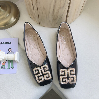 

Bean shoes womens summer one foot pedal womens shoes square head shallow flat sole low heel grandma shoes