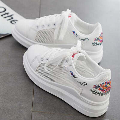 

DIWEINI New 2019 Women Casual Sneakers Spring Women Fashion Wlid Embroidered Breathable Hollow Lace-Up Womens vulcanized shoes
