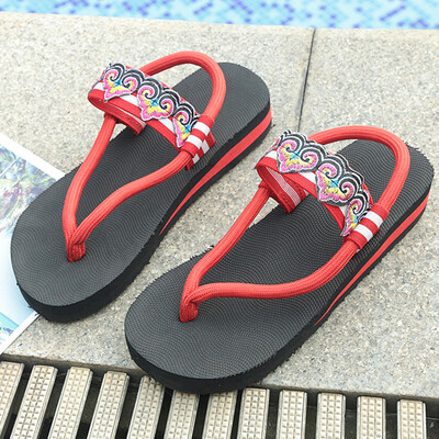 

Sandals Women in Ins Tide Slippers Women wear summer flat-soled fashionable flip-flop beach shoes