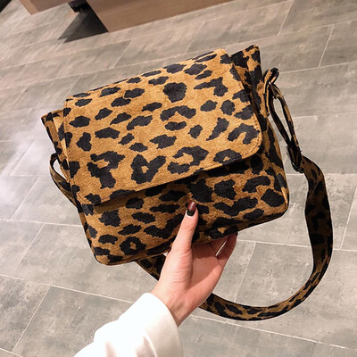 

Tailored Womens Fashion Leopard Shoulder Bag Large Capacity Messenger Bag