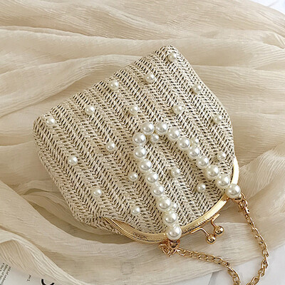 

Women 2019 spring&summer new Korean version of braided chain shell bag chic fashion slung clip bag womens bag