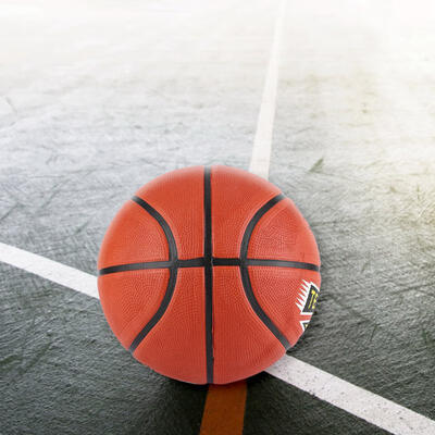 

Greensen Rubber Basketball Indoor Outdoor Training Entertainment Basketball Red Brown Size 7