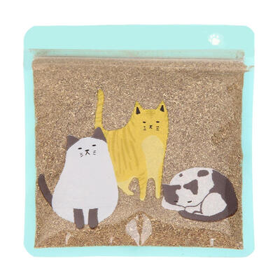 

Catmint Powder Natural Menthol Flavor 20g Catnip Dry Cat Treats Funny Toys
