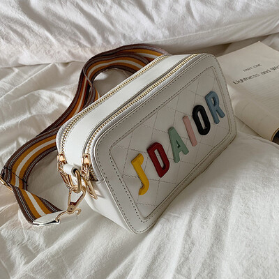 

Mini bag 2019 summer fashion Lingge Joker small fresh letters bag Western style broadband Messenger bag