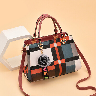 

2019 spring new womens bag ladies bag European&American fashion big bag female shoulder slung handbag