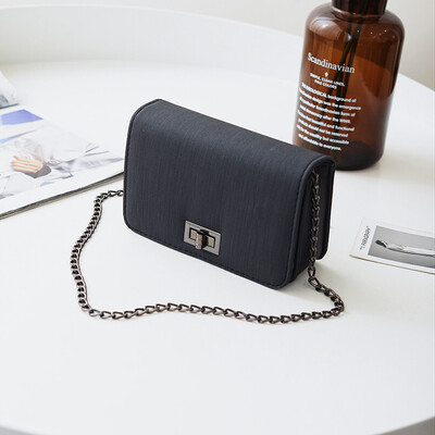 

Korean small bag womens 2019 new style Chiic chain small square bag simple mini single-shoulder slant bag