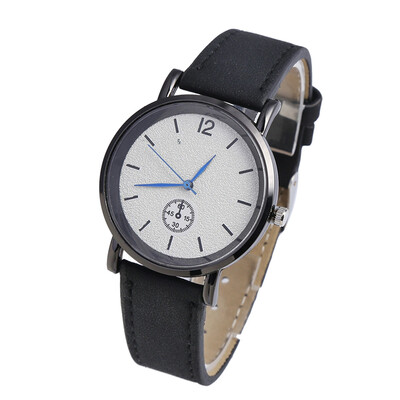 

Women Watch Simple Fashion Tasteful Style Diamond Case Leatheroid Band Round Dial Quartz Wrist Watch Gift bayan kol saati &Ff