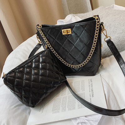 

New bag female 2019 new wave Korean version of the wild single shoulder slung portable fashion large capacity leisure bucket bag
