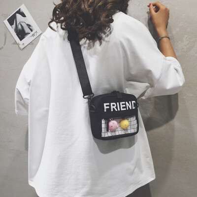 

Childrens small bag female 2019 new Japanese Harajuku girl shoulder Messenger bag cute ugly cartoon canvas bag