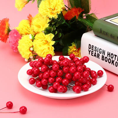 

Greensen 100pcs Red Artificial Berry Flower Mini Frosted Fruit Holly Berries Home Wedding Party Decor