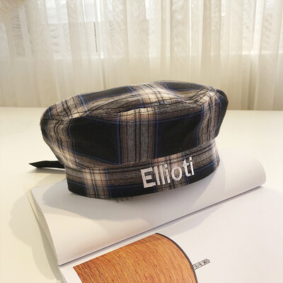 

British painters hat in autumn&winter