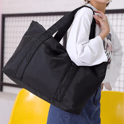 

Tailored Large-Capacity Outdoor Travel Bag Messenger Bag Lightweight Folding Yoga Bag
