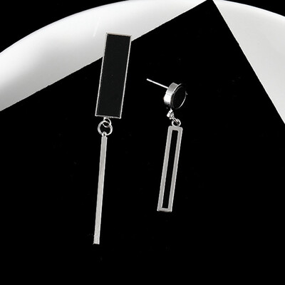 

Fashion Black Crystal Rectangular Geometric Round Asymmetrical Earrings