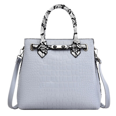 

Tailored Fashion Women Wild Messenger Bag Snake Pattern Atmospheric Handbag Shoulder Bag