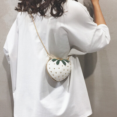 

Net red pouch handbag summer small fresh strawberry bag personality mini chain bag wild ins shoulder shoulder Messenger bag