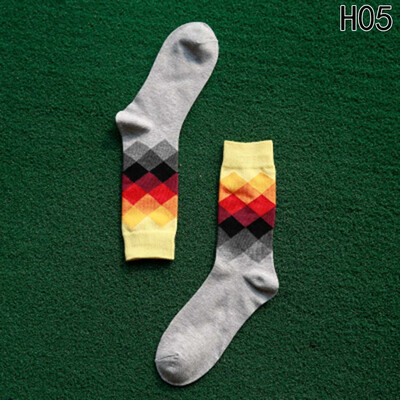 

Men British Style Plaid Gradient Color Cotton Socks