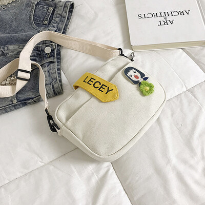 

Casual wild shoulder canvas bag fashion personality letter Messenger bag female 2019 new cartoon cute small bag