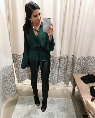 

Elegant Ladies Chiffon Blouses 2019 New Solid Lace up Flare Sleeve Blouse Tops Female Casual V-neck Wrapped Top Femme