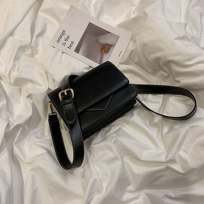 

Chic slung small bag female 2019 new wave Korean version of the wild shoulder texture simple fashion casual small square bag