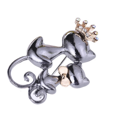 

Fashion Crown Rhinestone Brooch 2 Cats Bowknot Scarf Cat Pin Exquisite Gift