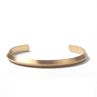 

Europe&The United States Are Simple&Elegant Titanium Bracelet Smooth Bracelet Openings