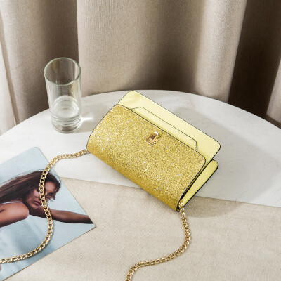 

In summer ins young ladies tide Korean version of Joker chic chain fashion shoulder Messenger bag