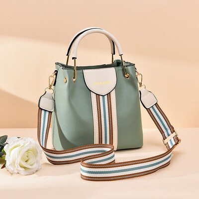 

Girl sweet Korean version ins super fire bucket bag tide student large capacity single shoulder portable color bag diagonal package