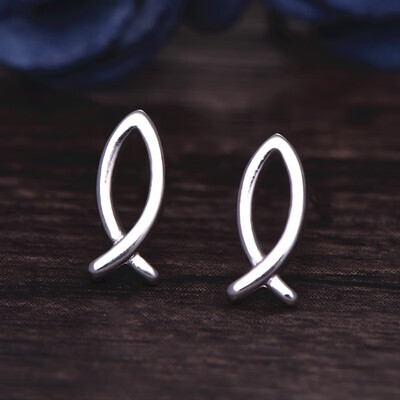 

2017 New Fashion Women Earrings Brushed Geometric Star Stud Earrings for Women Party Gifts e014