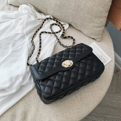 

Linger chain small bag summer ins fashion lock womens bag new 2019 simple one - shoulder oblique satchel