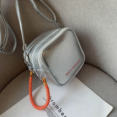 

Qiao Bani 2019 new South Korea ins fashion C home K letter bread small square bag shoulder diagonal trend handbags