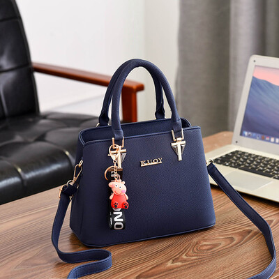 

Womens handbags bag Joker slung womens atmospheric bag Korean fashion shoulder bag