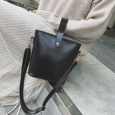

Tailored Women Pure Color Handbag Tide Fashion Retro Casual Wild Bucket Bag