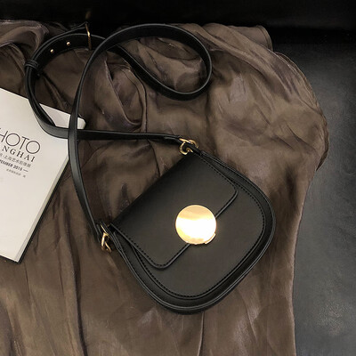 

Summer new French small foreign bag female 2019 new Korean version of the wild single shoulder slung fashion saddle bag