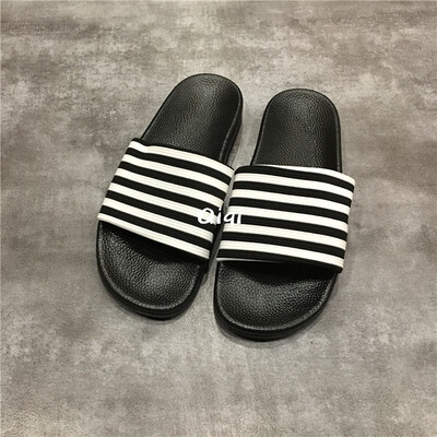 

house 2019 summer slippers Korean version of 100 beach slippers original wind striped slippers girl