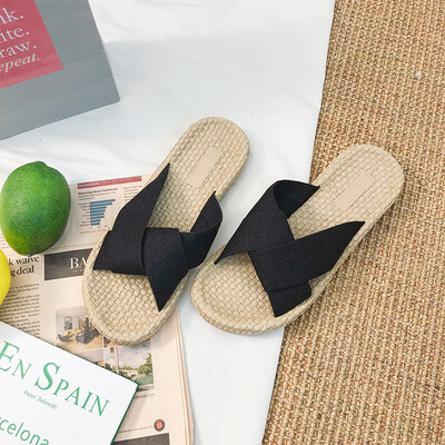 

Korean slippers woman summer cloth face cross belt flat bottom wearing beach cool towing fashion all kinds of anti-skid casual wom