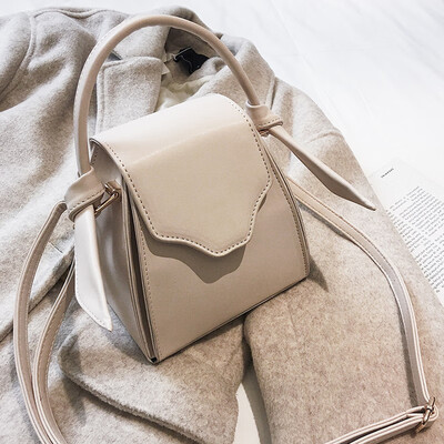 

Hong Kong style retro texture network red bag female 2019 new Korean version of the wild single shoulder slung fashion casual bucket bag