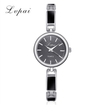 

Tide table summer new alloy bracelet womens watch simple temperament fashion watch