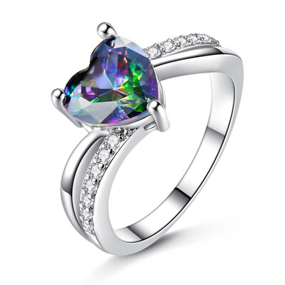 

Fashion Heart Cut Rainbow White Topaz Gemstone Wedding Ring