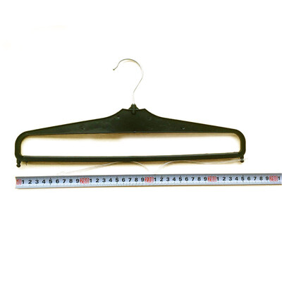 

Yixiao Big triangle plastic hanger 25CM&29CM 400 pcscarton 355300 pcscarton MOQ 2 boxes 13872