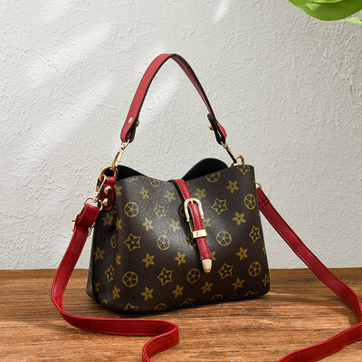 

Ladies bag 2019 spring&summer new wild handbag fashion handbag cool shoulder diagonal package