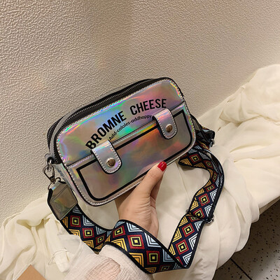 

Ins super fire bag female 2019 new Korean fashion laser bright face wild broadband shoulder slung small square bag