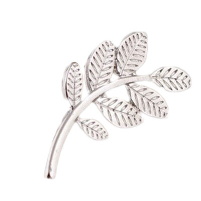 

Popular Crystal Personality Fashion Women Crystal Earrings Metal Tree Leaf Earrings High Tree For Stylish Leaf Arrival